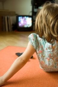 girl-watching-tv
