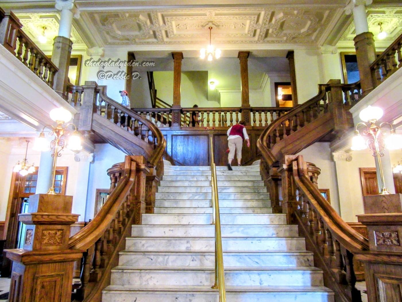 boldt castle grand staircase